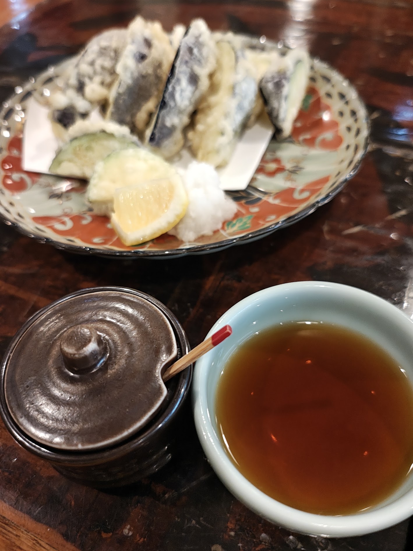 さかばやしで注文した水なすの天ぷら