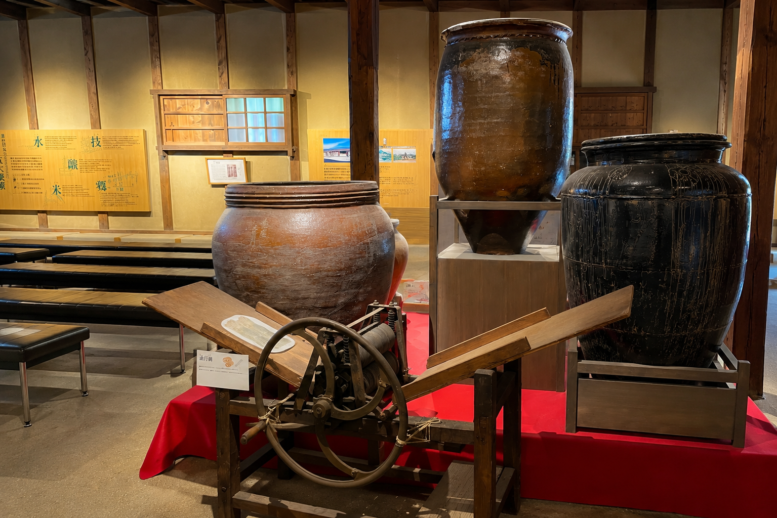 沢の鶴資料館に展示されている昔の酒造りの道具